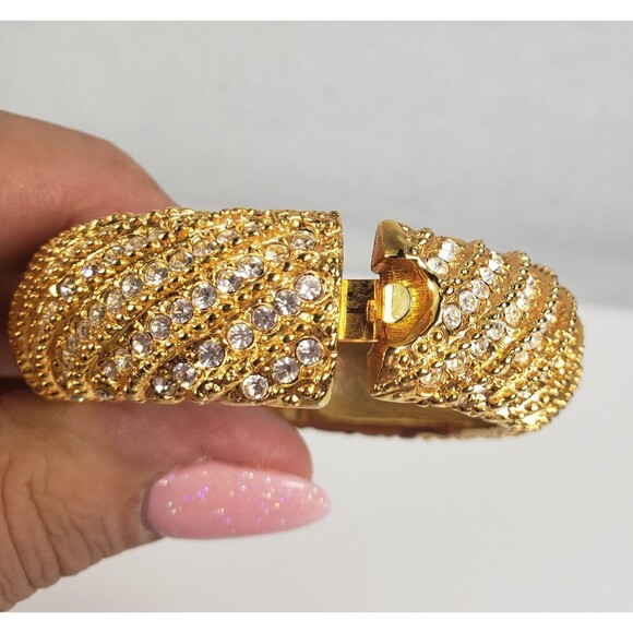 Vintage 80 Signed Joan Rivers Rhinestone Hinged Clamper Wide Bangle Bracelet 6.5 - Picture 16 of 16